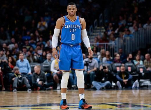 浮嶋敏：无论首发和替补都要为球队做贡献；满意赵松源的表现（浮嶋敏强调首发与替补同样要为球队出力，肯定赵松源的发挥）